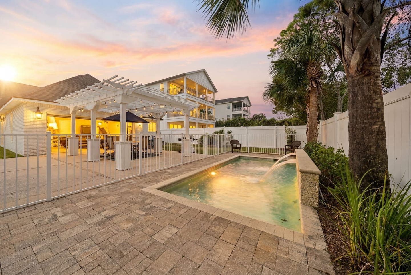 Luxury Beach Retreat in Destin, FL, photo 4